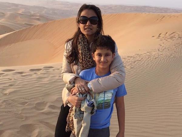 నిరాడంబరంగా