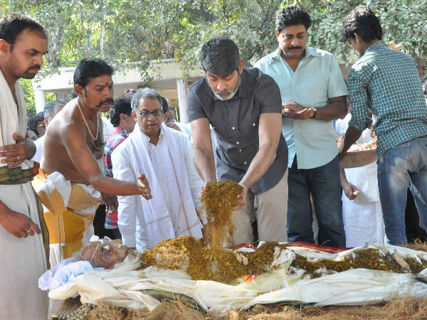దహన సంస్కారాలు