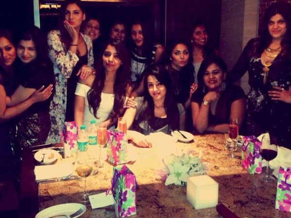 గర్ల్స్ నైట్ అవుట్