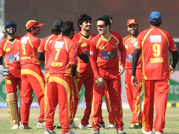 సెమీస్‌లో తెలుగు వారియర్స్