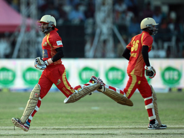 పరుగులు