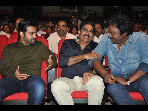 వినాయక్‌ మాట్లాడుతూ...