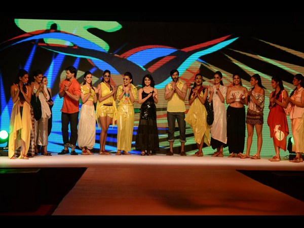 మోడల్స్