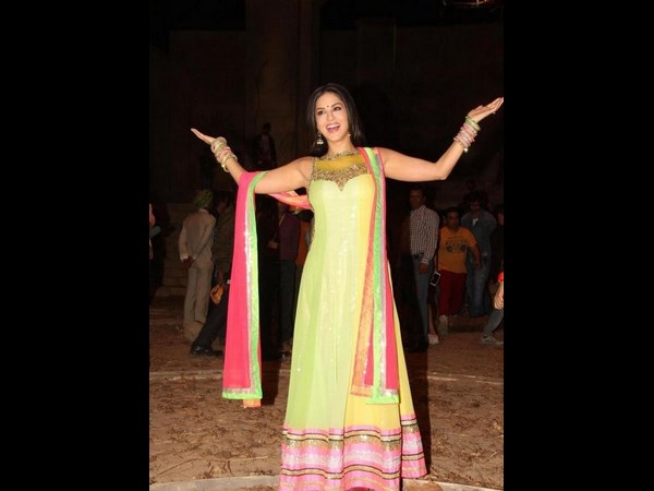 మొత్తం 9 పాటలు