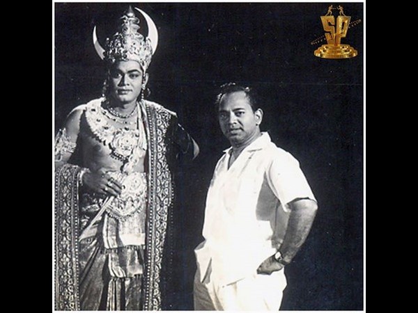 సెట్స్ పై