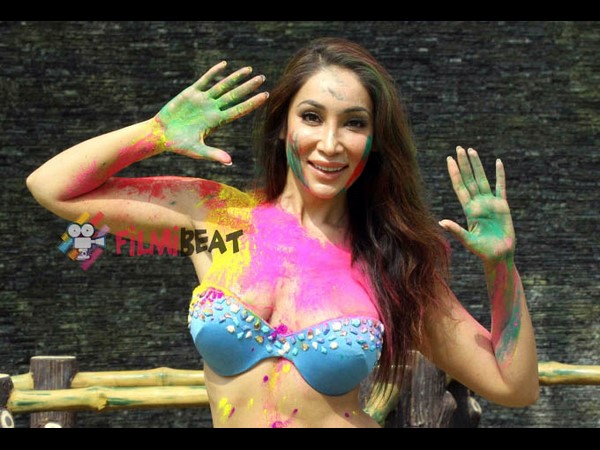 నటించిన చిత్రాలు