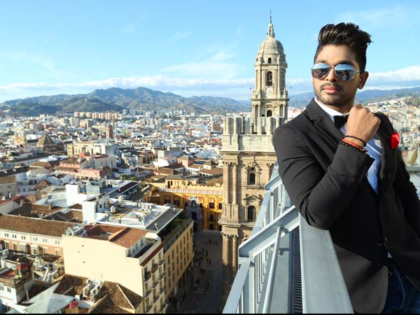 Allu Arjun's Son of Satyamurthy theatrical Trailer Allu Arjun's Son of Satyamurthy theatrical Trailer