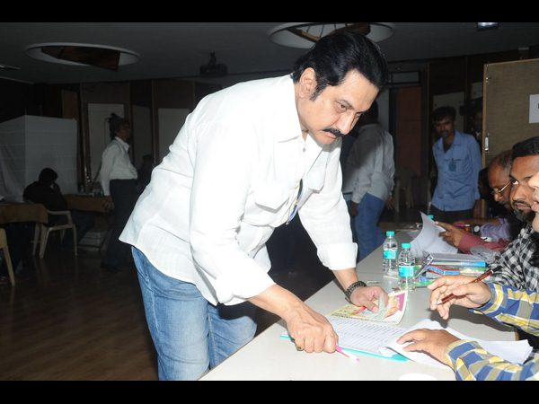 MAA Elections: Jayasudha vs Rajendra Prasad