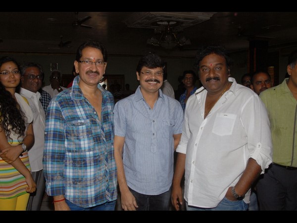 గౌరవ దర్శకత్వం