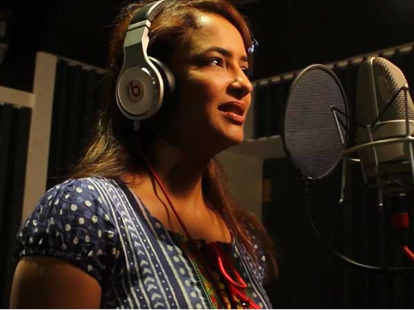 Manchu lakshmi has crooned for a song “Yandiroo” Manchu lakshmi has crooned for a song “Yandiroo”