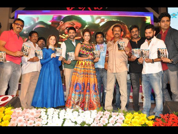 మోహన్‌బాబు కంటిన్యూ చేస్తూ....