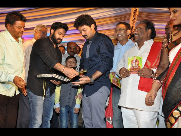 జూ ఎన్టీఆర్ మాట్లాడుతూ..