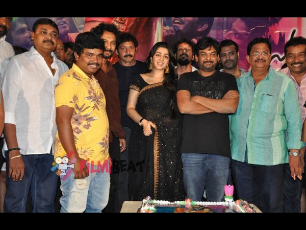 హీరోయిన్ జీవితం కాదు..