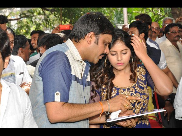 నటీనటులు