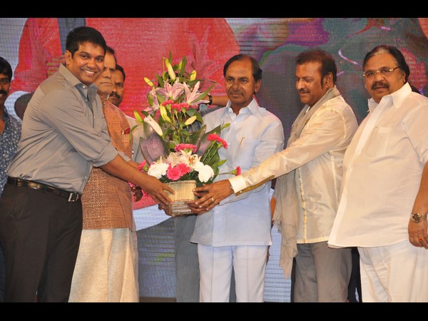 Kcr about Amithab and Chiranjeevi