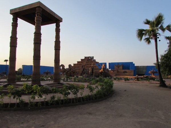 ఎక్కడ ప్రారంభమైంది?