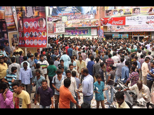 టికెట్ల కోసం