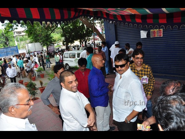 ఎగ్జిక్యుటివ్ మెంబర్స్