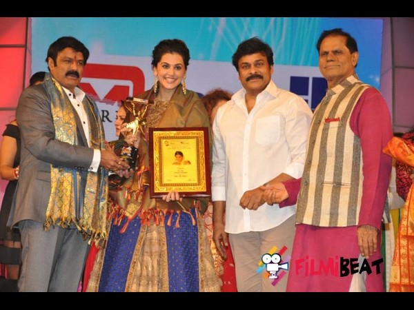 చిరు, బాలయ్య మధ్యలో