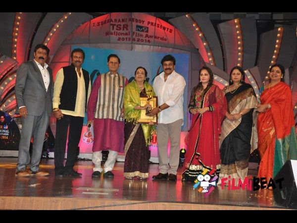 తమన్నా చేతుల మీదుగా