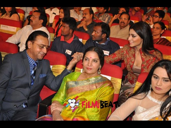 క్లోజ్ ఫ్రెండ్స్