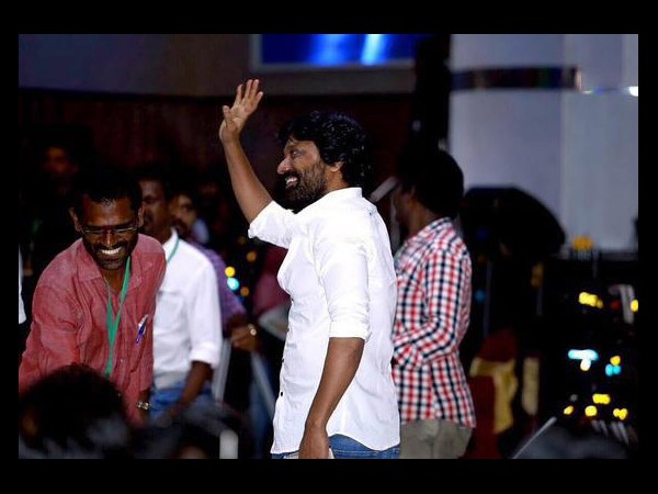 స్టేజి అలంకరణ