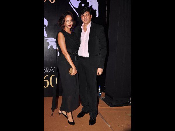 Manchu Lakshmi dance‬ with Chiru