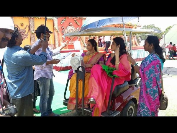 Ramyakrishna and Meena relaxing on the Sets!