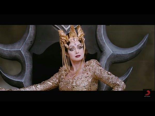 హిందీలోనూ