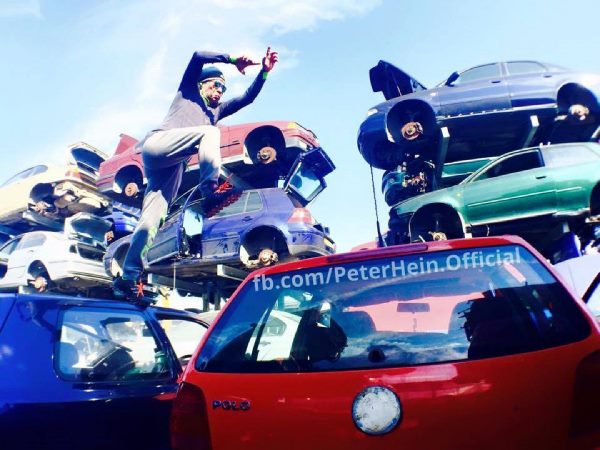 కంపోజ్ చేస్తూ..