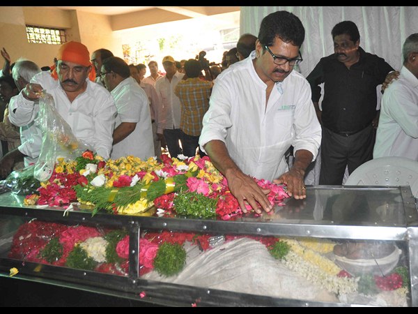 విజయ్ చందర్