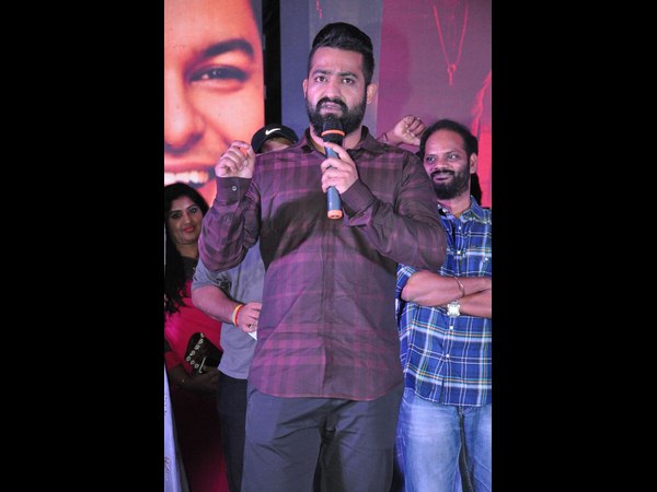 ఎన్టీఆర్‌ మాట్లాడుతూ...