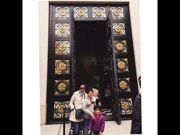 పిల్లలిద్దరితో