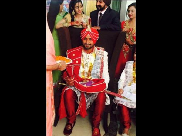 రెడీ చేస్తూ..