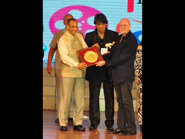 ఉత్తమ నటుడు (లైవ్‌ యాక్షన్‌ - అడల్ట్‌ జ్యూరీ)