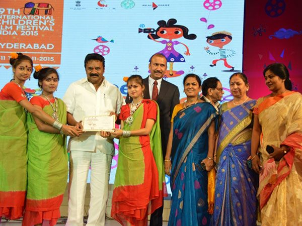 ఉత్తమ స్క్రీన్‌ ప్లే (లైవ్‌ యాక్షన్‌ - అడల్ట్‌ జ్యూరీ)