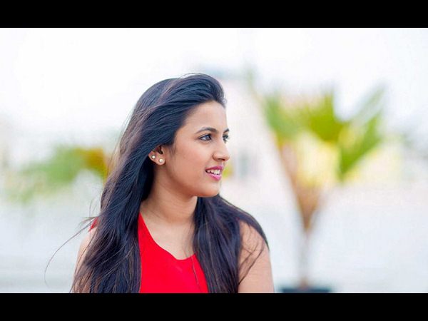 నిహారిక తొలి సినిమా ఎలా ఉంటుందంటే..