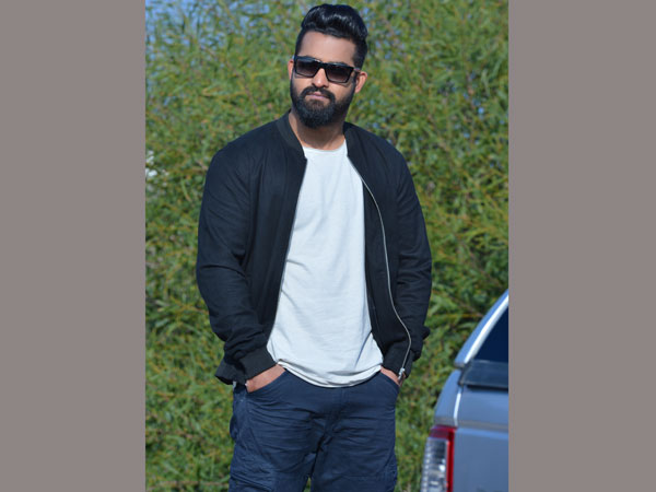 తెర వెనక