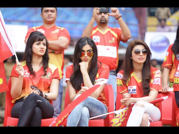 హీరోయిన్లు