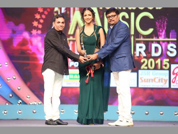 హ్యాపీగా ఉంది..