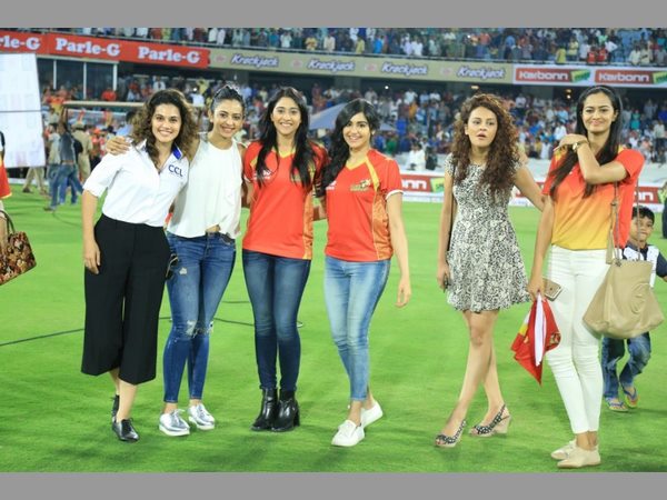 హీరోయిన్లు