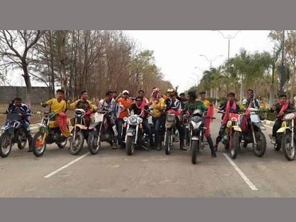 ఏప్రిల్ లో