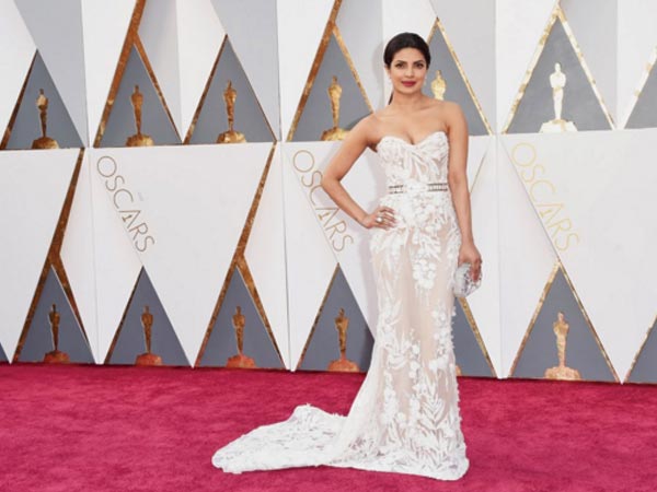 అంతర్జాతీయంగా..