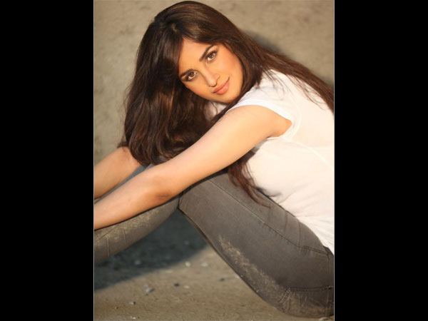 గ్లామర్ కి సై