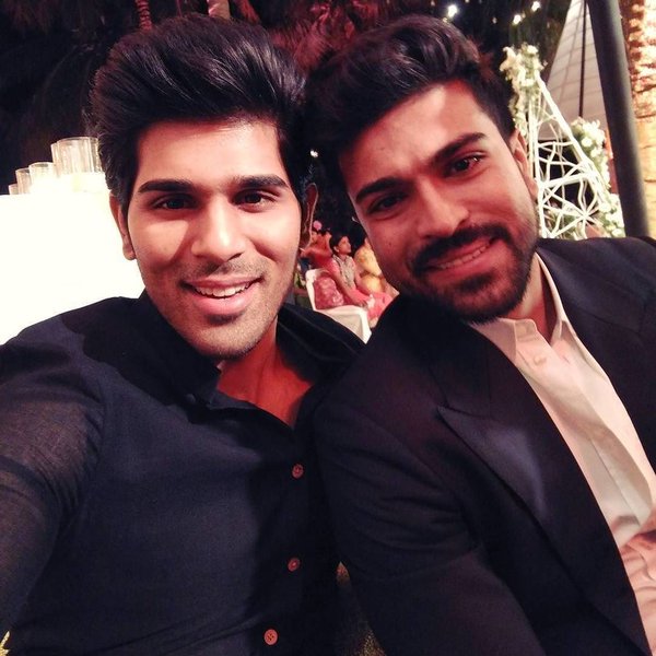  సంగీత్ పంక్షన్ ఫొటోలు : పవన్ సాంగ్స్ కు,శ్రీజ,కళ్యాణ్ స్టెప్స్ 