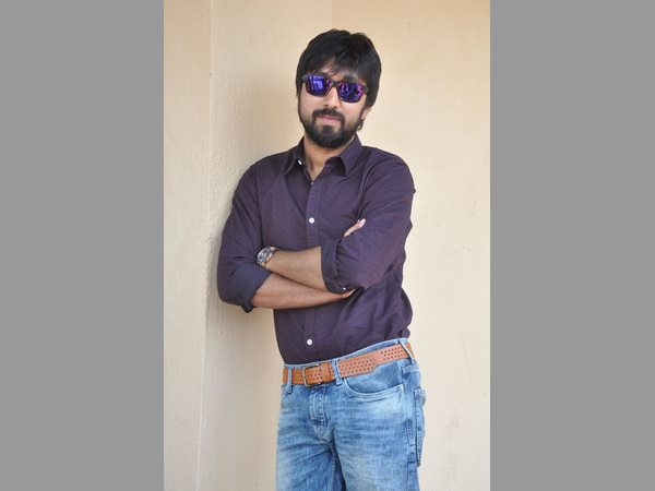 నో పాలిటిక్స్..