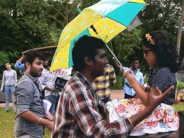 హీరోకు సంభంధం ఏంటి