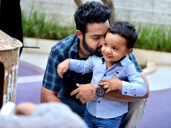 'జనతా గ్యారేజ్' షూటింగ్ స్పాట్‌లో అభయ్