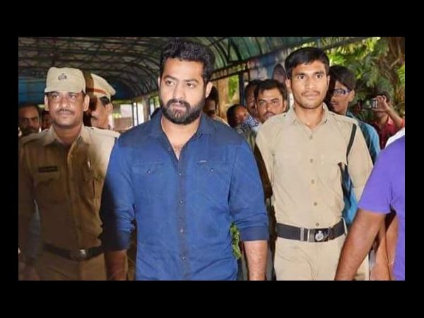 ఫ్యాన్సీ నెంబర్ కోసం 10 లక్షల ఖర్చు