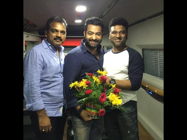 లేటుగా...